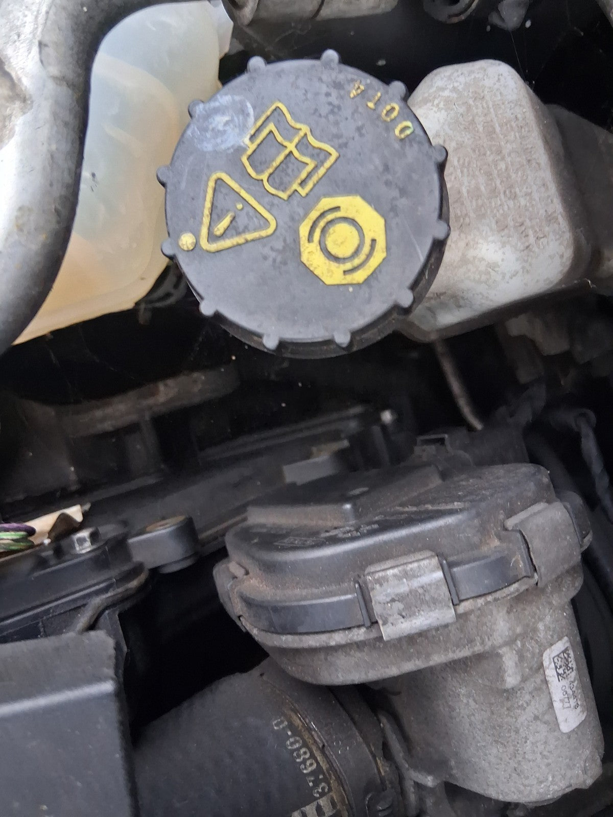 2014 FORD FIESTA MK7 1.5 DIESEL BRAKE SERVO RESERVOIR
