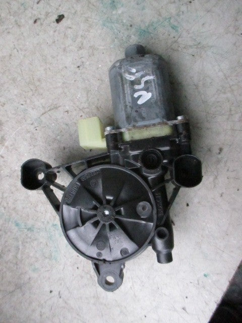 2013 VW GOLF MK7 OSF DRIVER SIDE FRONT WINDOW MOTOR 5Q0959801C