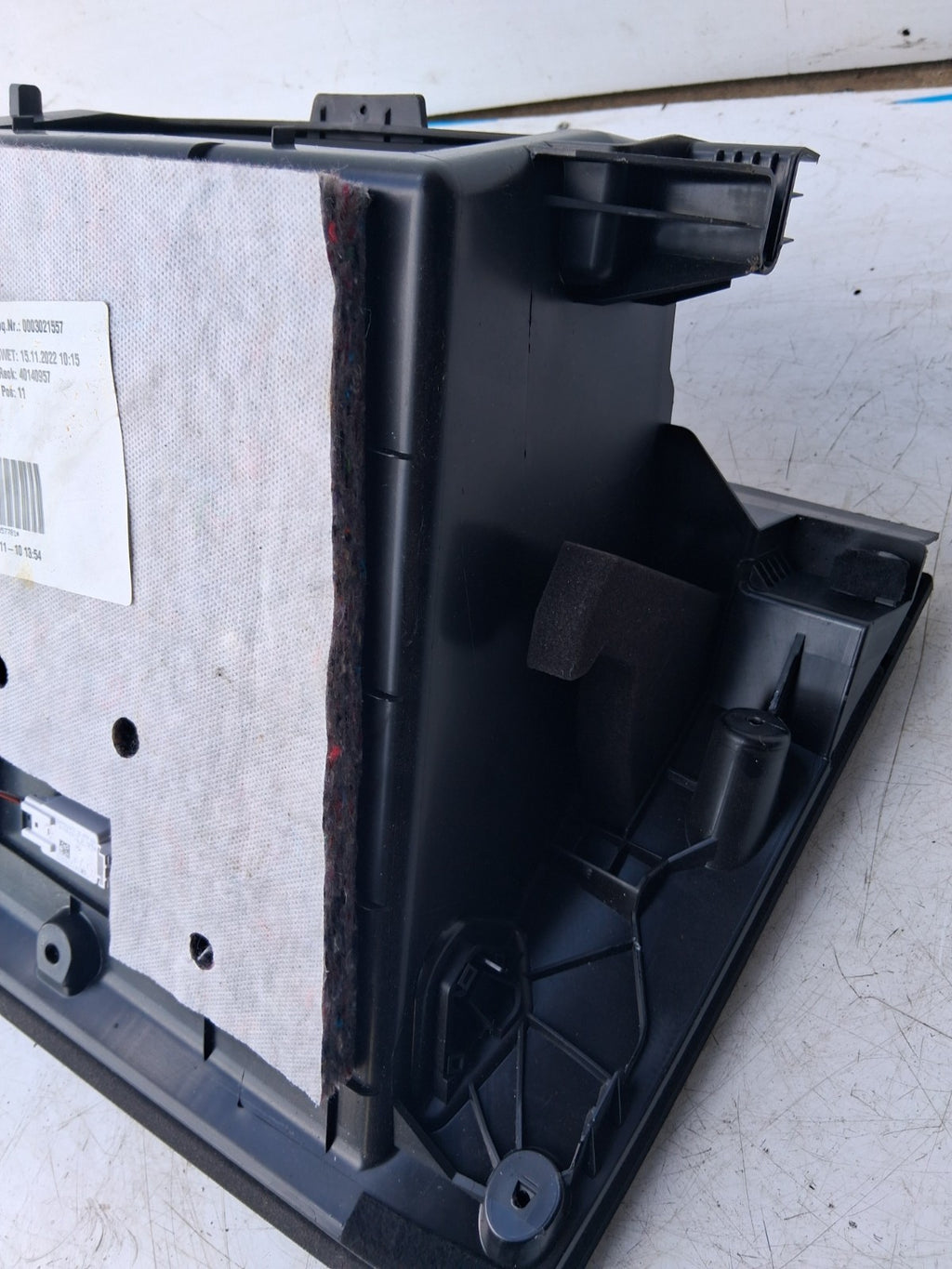 2024 BMW 2 SERIES GLOVE BOX STORAGE COMPARTMENT 7937982