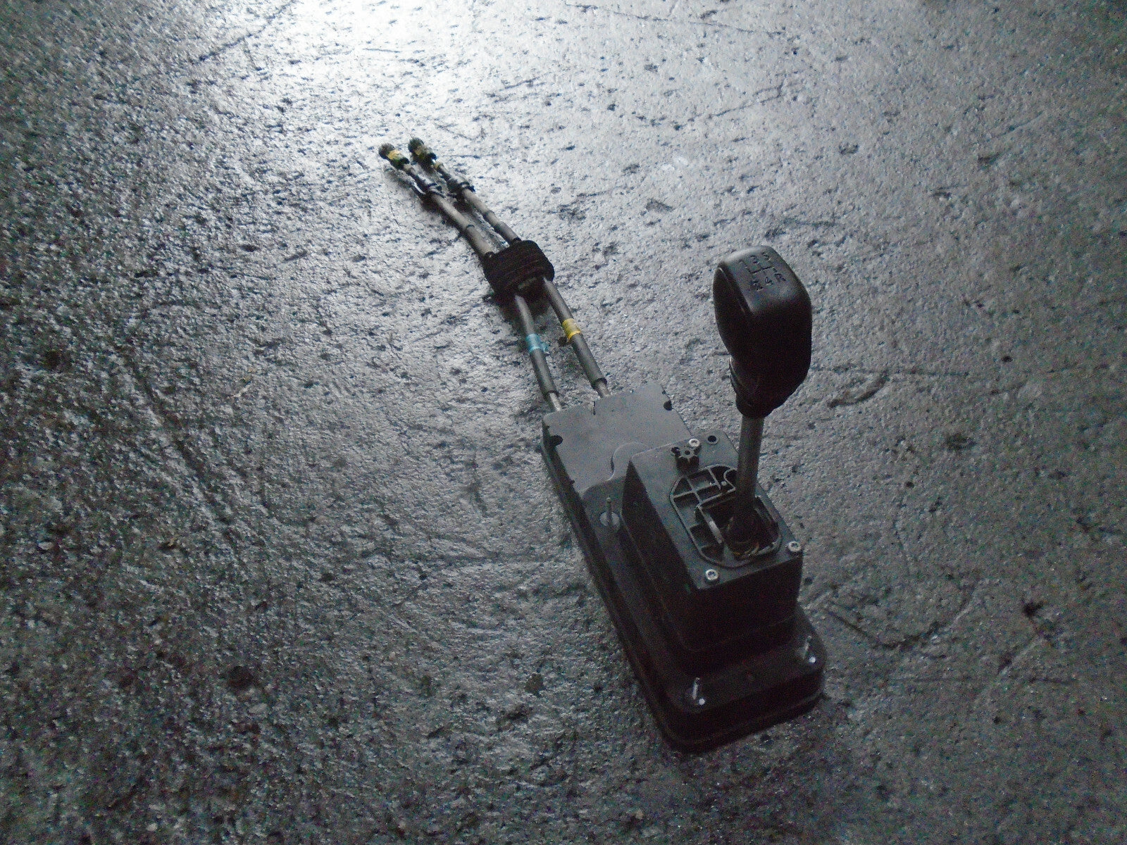 PEUGEOT 308 2018 5 SPEED MANUAL GEARSTICK GEARSHIFTER 9806936580