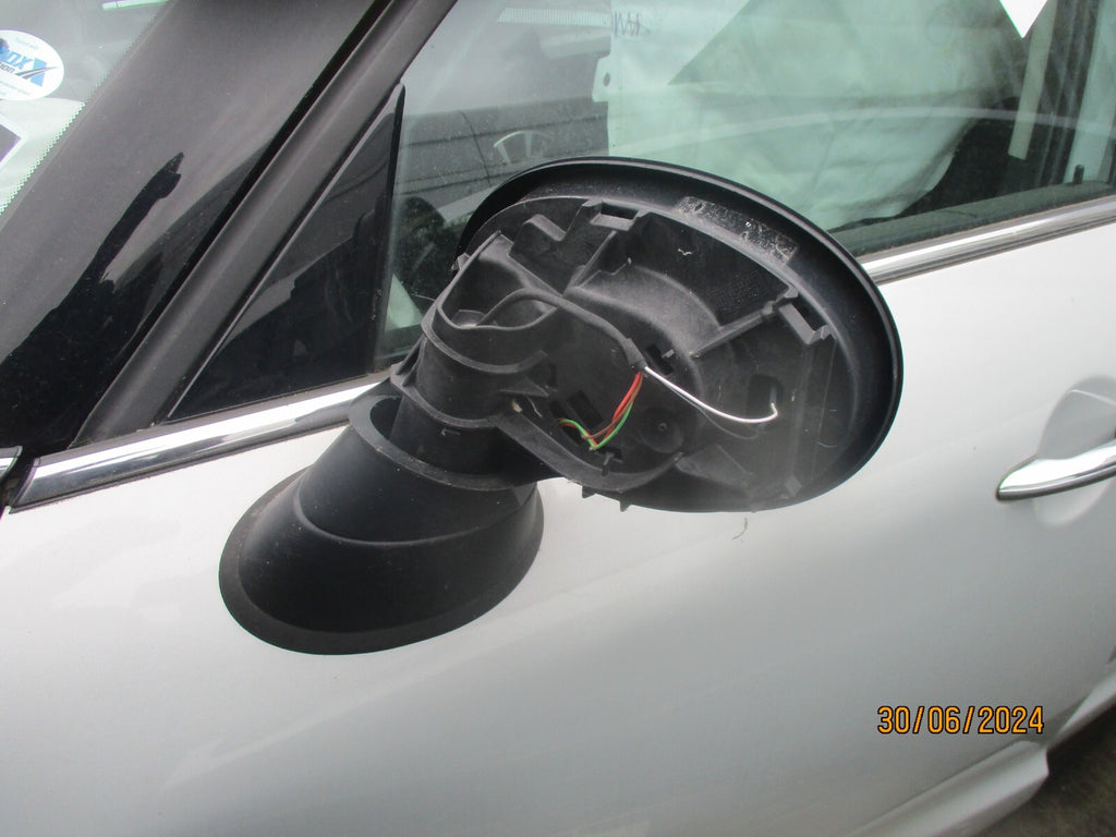 BMW MINI COUNTRYMAN F60 2021 NS PASSENGER SIDE ELECTRIC WING MIRROR BLACK
