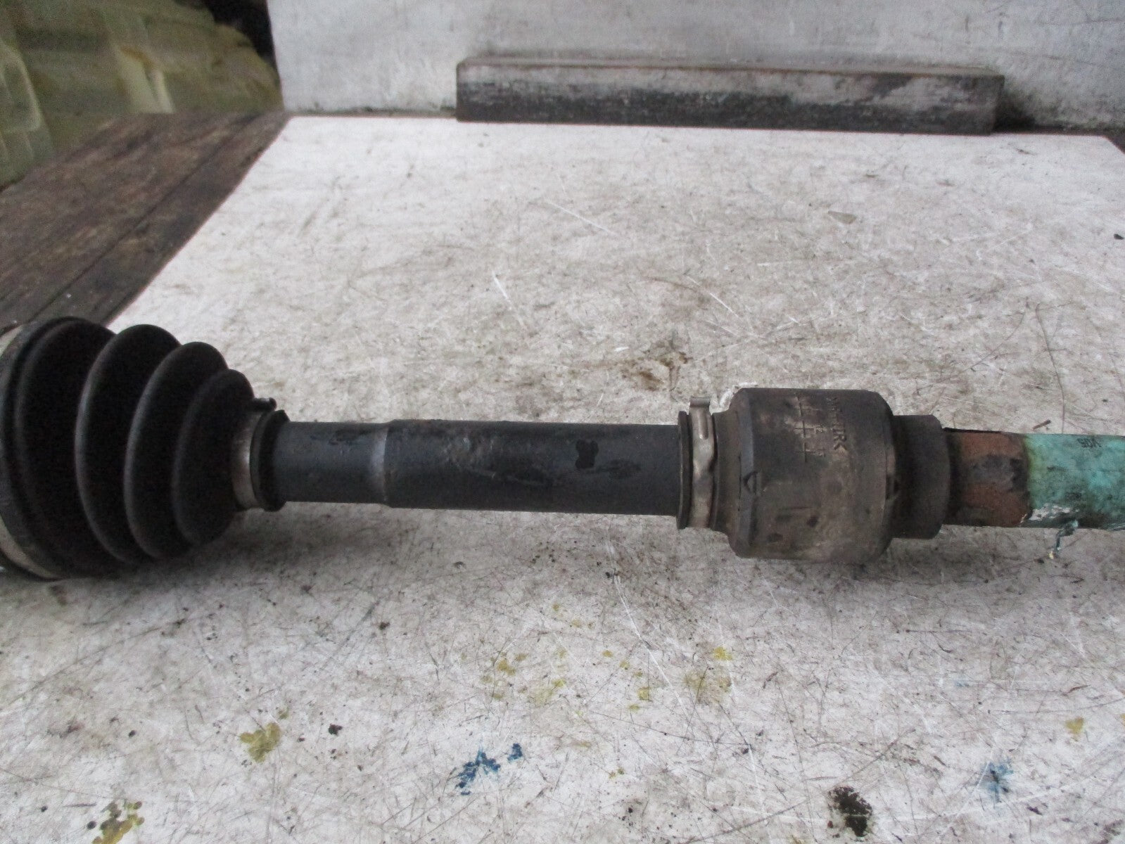 HYUNDAI I40 2013 1.7 DIESEL OSF DRIVER SIDE FRONT DRIVESHAFT 495013Z450