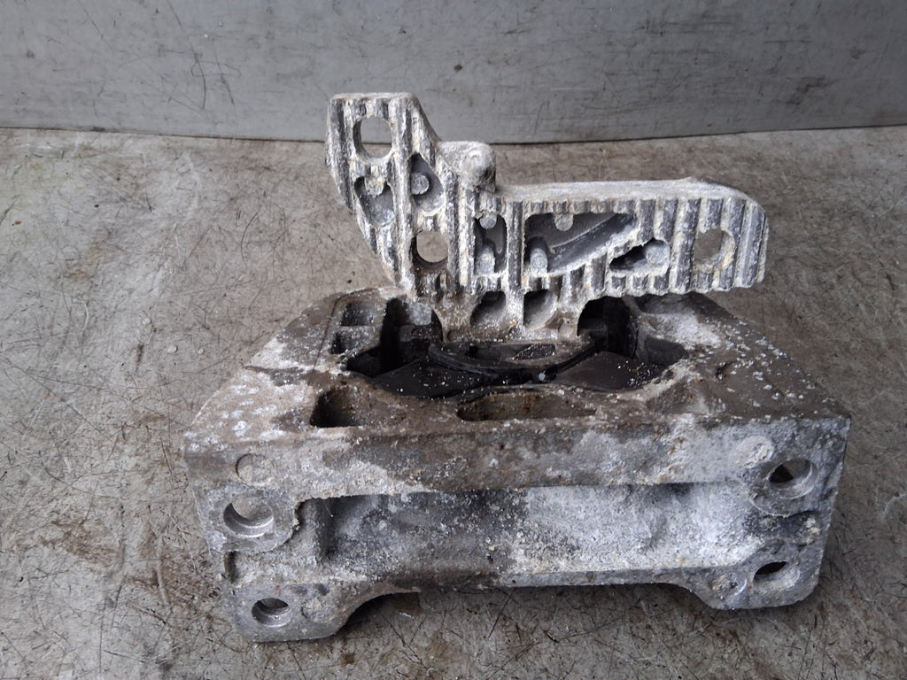 2020 RENAULT MASTER MK3 OSF DRIVER SIDE FRONT RIGHT ENGINE MOUNT 112108180R