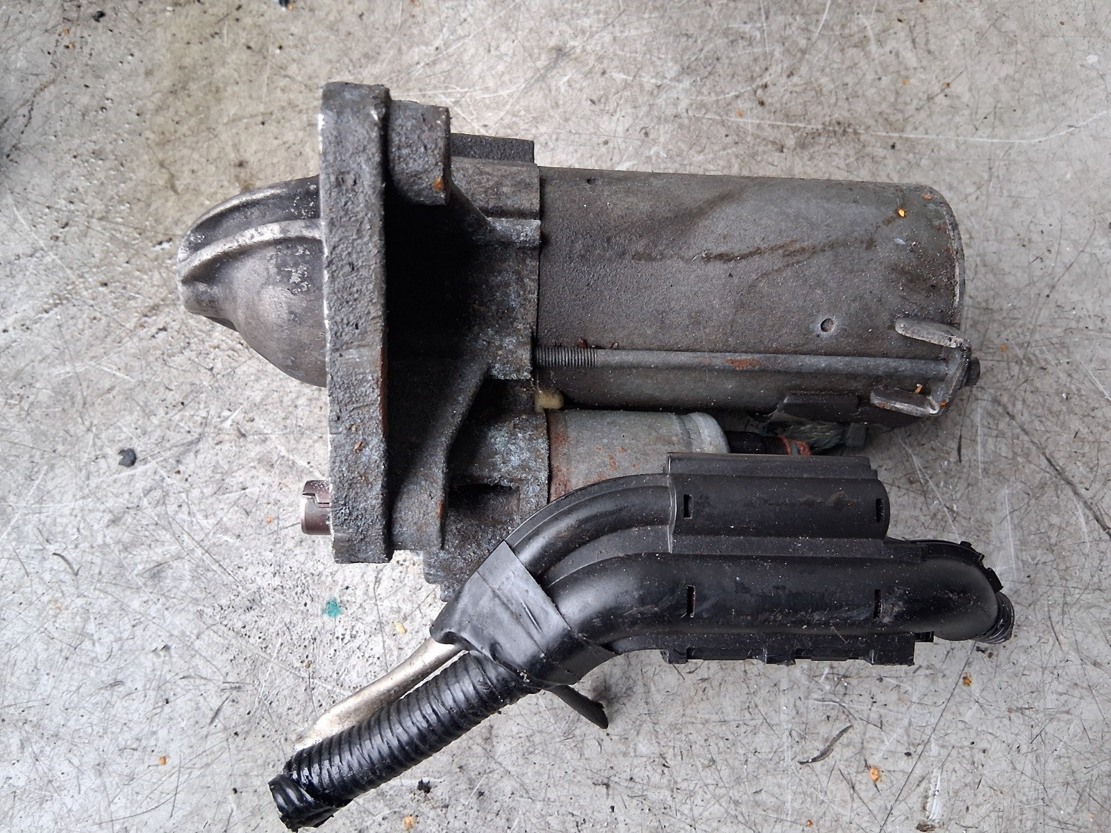 2017 FORD FIESTA MK7 STARTER MOTOR 8V211000