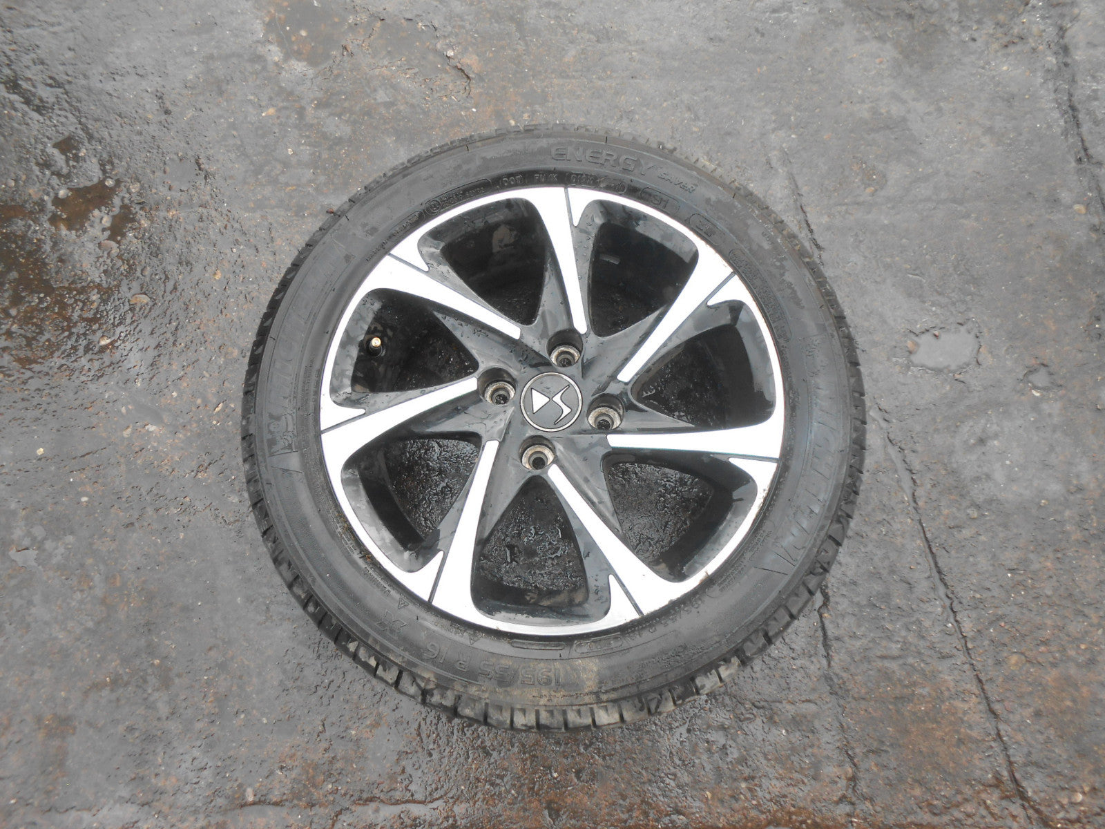 CITROEN DS3 2016 KRYPTON ALUMINIUM ALLOY WHEEL & MICHELIN TYRE 195/55 R16