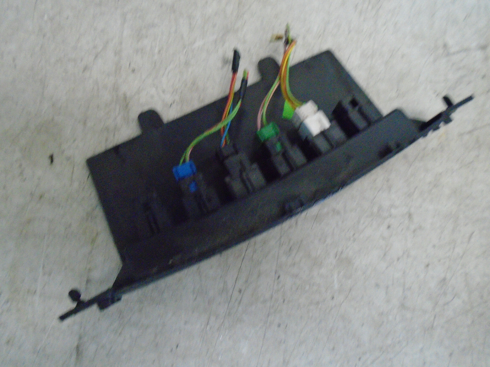 PEUGEOT 207 2007 CENTRE CONSOLE LOCK BUTTON SWITCH PANEL 9654374077