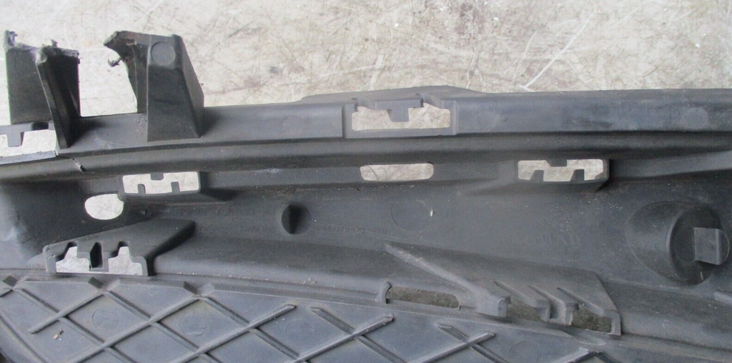 2011 JAGUAR XF BUMPER TRIM/GRILL