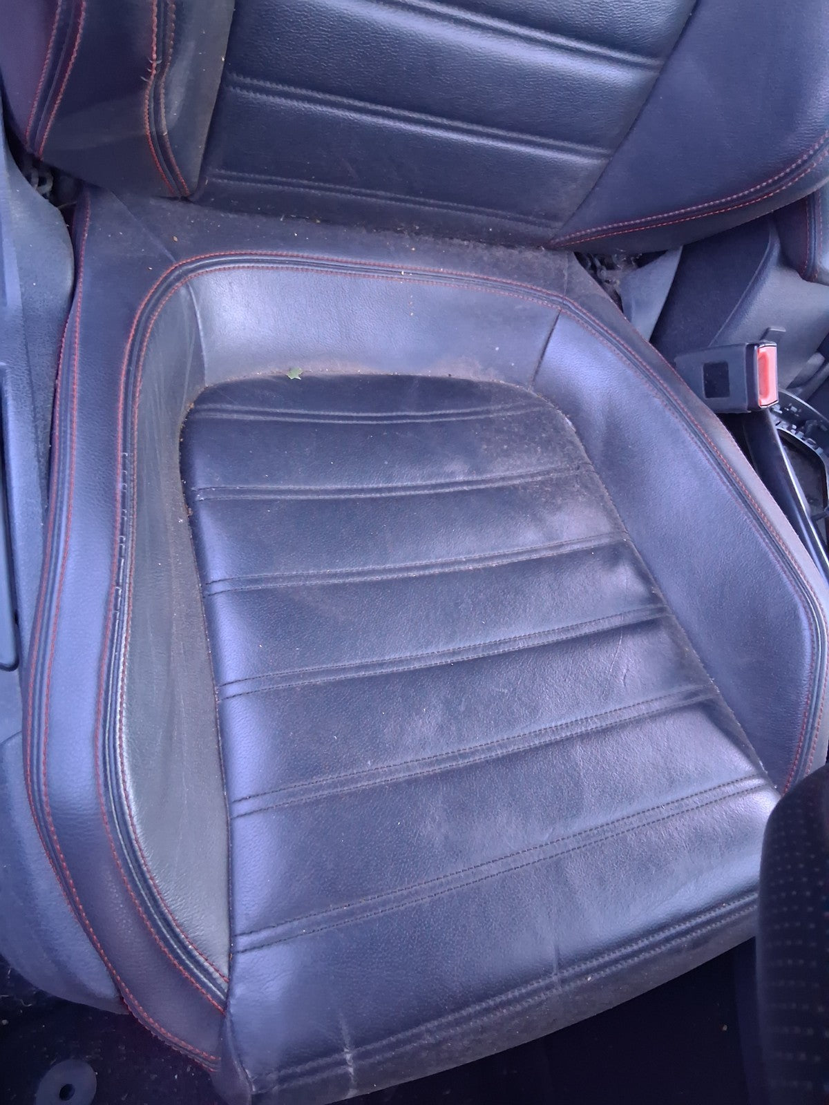2014 VW VOLKSWAGEN SCIROCCO MK3 OSF DRIVER SIDE FRONT RIGHT LEATHER SEAT