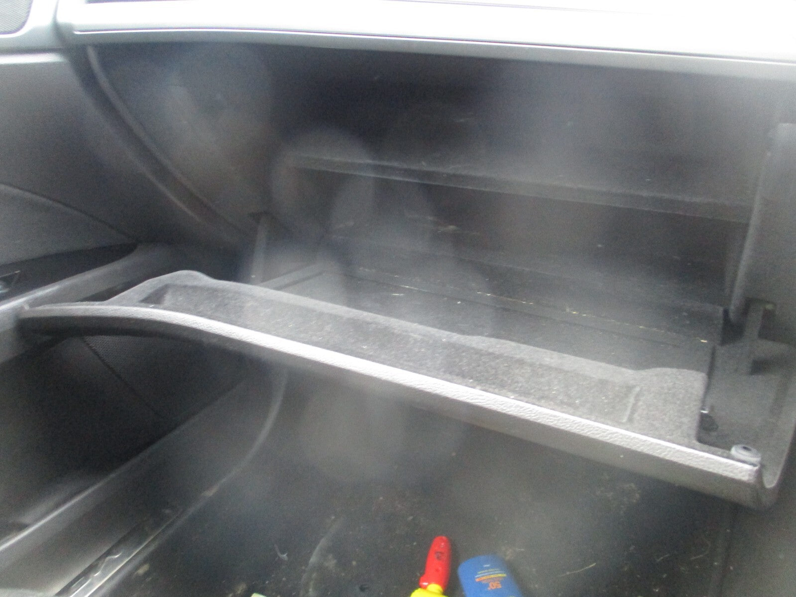 2017 FORD MONDEO MK5 NS PASSENGER SIDE FRONT GLOVEBOX COMPARTMENT