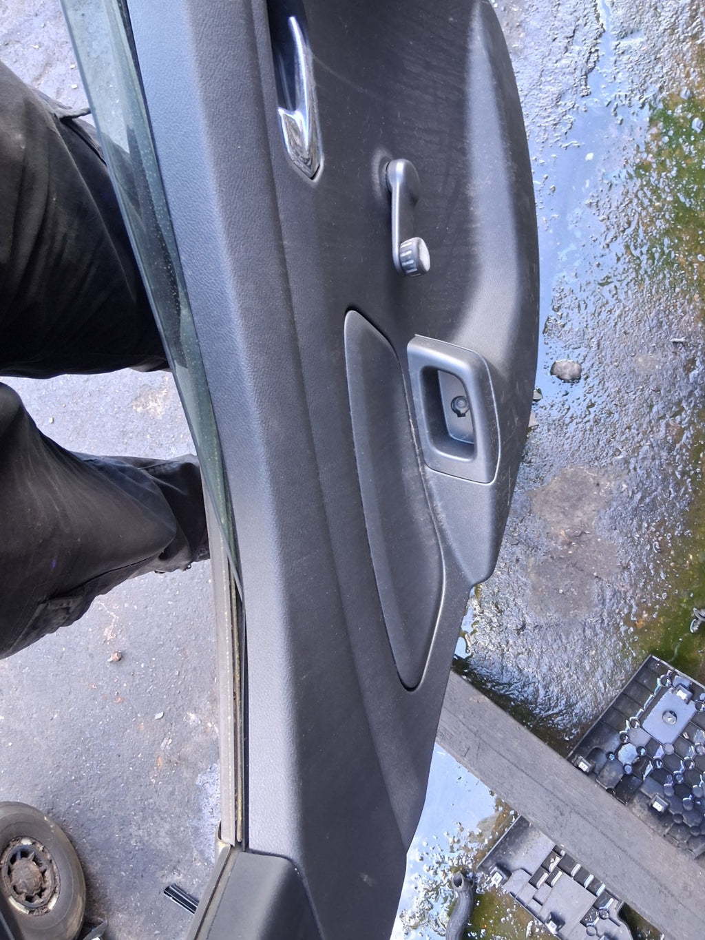 2018 NISSAN MICRA K14 NSR PASSENGER SIDE REAR COMPLETE DOOR GREY TITANIUM KPN