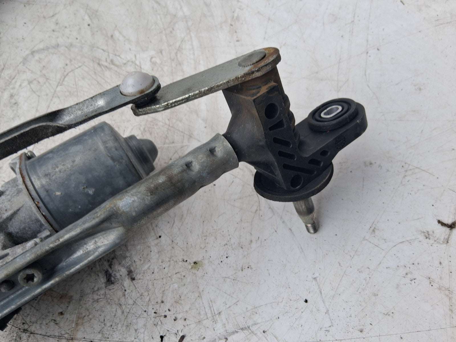 2015 FIAT 500 LOUNGE FRONT WINDSCREEN WIPER MOTOR LINKAGE MS1592008660