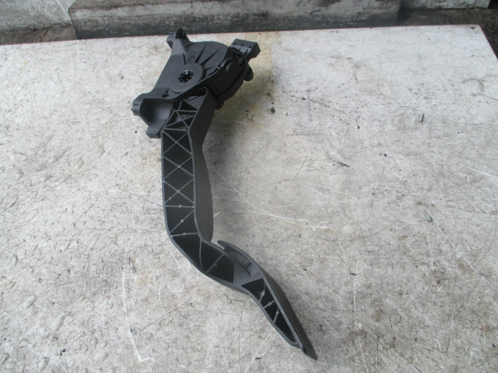 FIAT TIPO 2017 ACCELERATOR THROTTLE PEDAL 51942427
