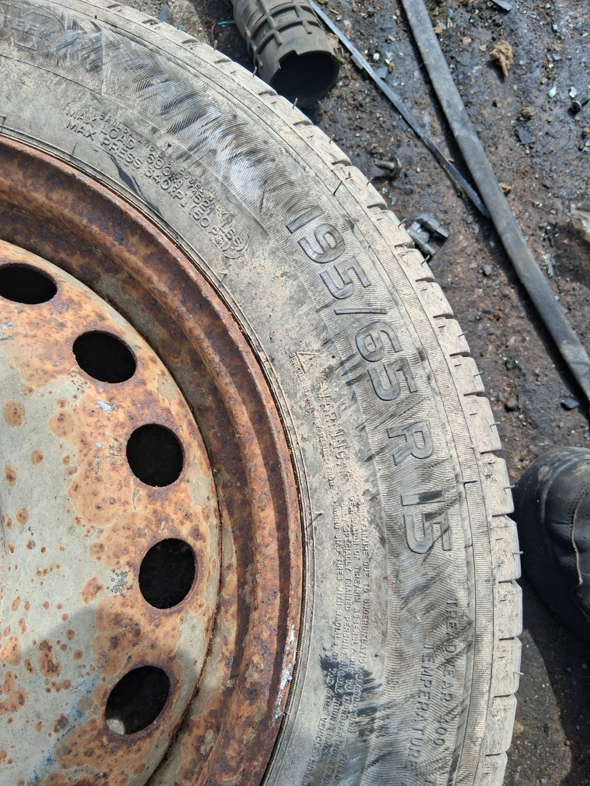 2020 RENAULT KANGOO MK2 15 INCH STEEL WHEEL WITH TYRE 195/65R15