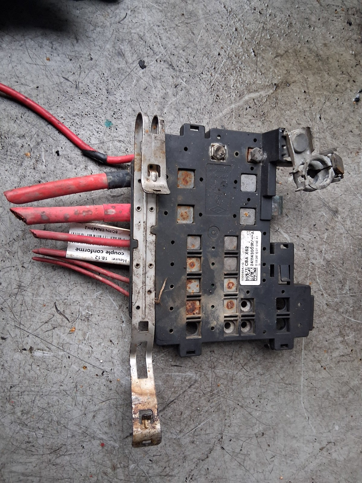 2023 RENAULT MASTER MK3 2.3 DIESEL POSITIVE BATTERY FUSE 241143001R