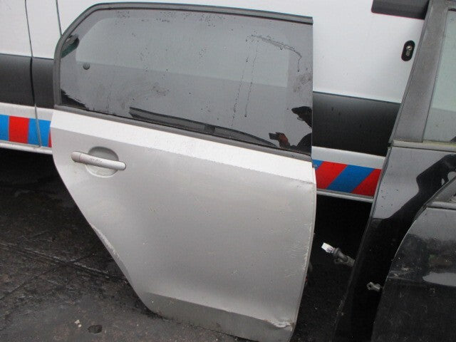 2014 VW VOLKSWAGEN UP 5 DOOR OSR DRIVER SIDE REAR COMPLETE DOOR DENTS