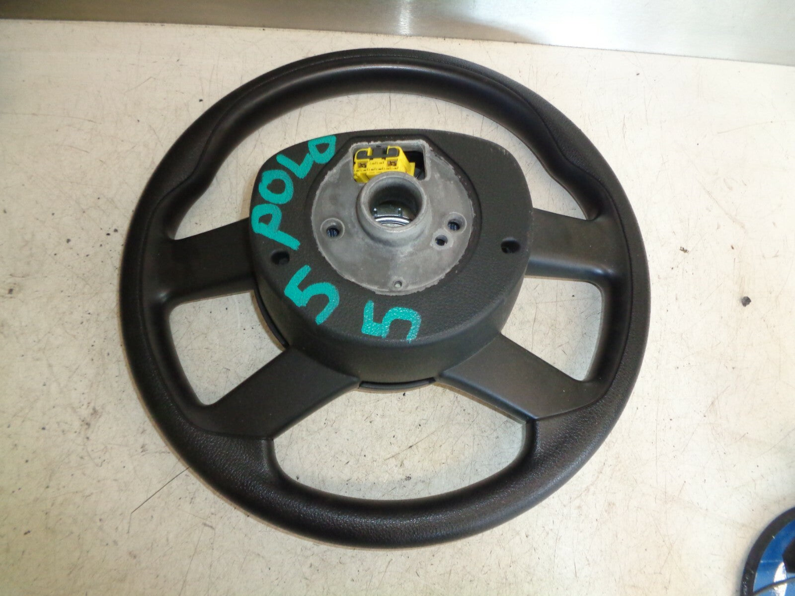 VW VOLKSWAGEN POLO 2005 9N3 3 SPOKE STEERING WHEEL + SAFETY BAG
