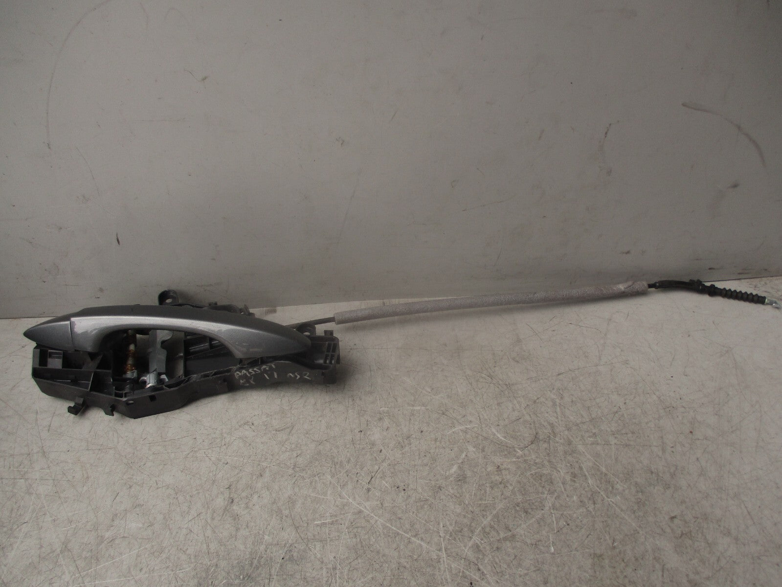 2017 VOLKSWAGEN PASSAT B8 NSR PASSENGER SIDE REAR EXTERIOR DOORHANDLE 510837811H