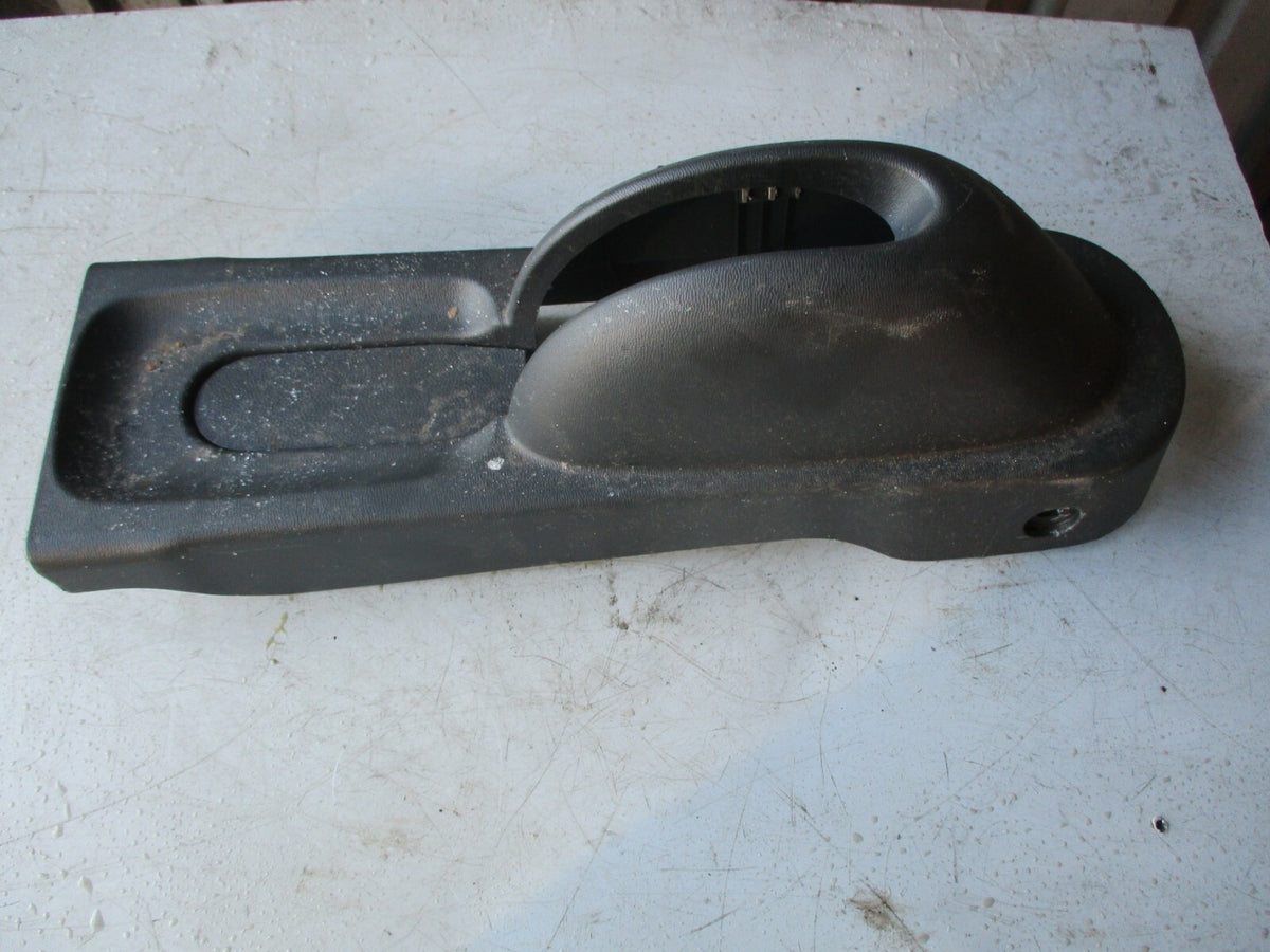 SUZUKI ALTO HA25 MK7 2009 CENTRE CONSOLE HANDBRAKE  SURROUND TRIM 7582168K00