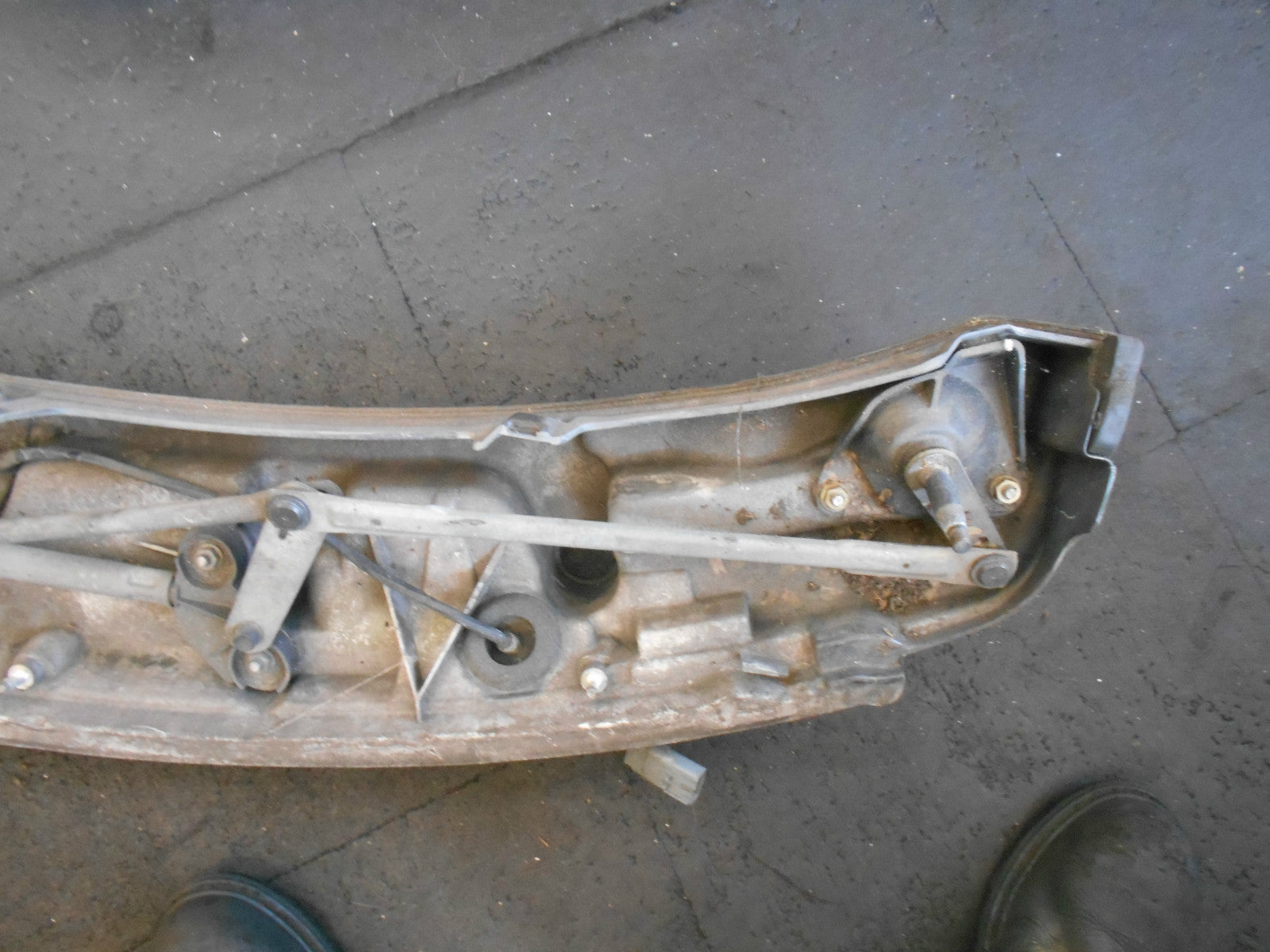 CHRYSLER VOYAGER 2001 2.5 CRD FRONT WIPER MOTOR & LINKAGE