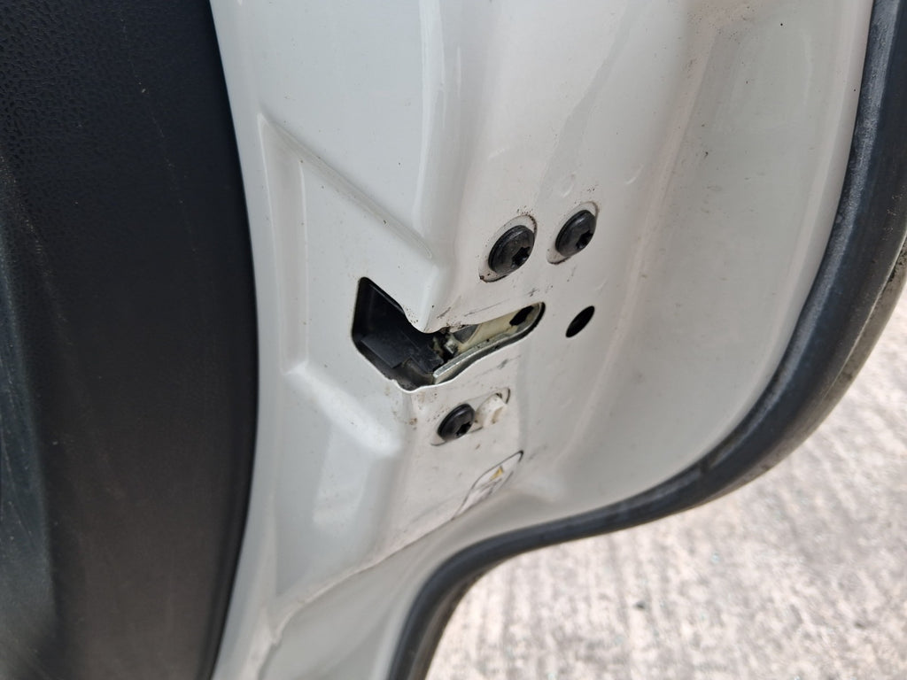 2019 FIAT 500L URBAN HATCH OSR DRIVER SIDE REAR DOOR LOCK MECHANISM