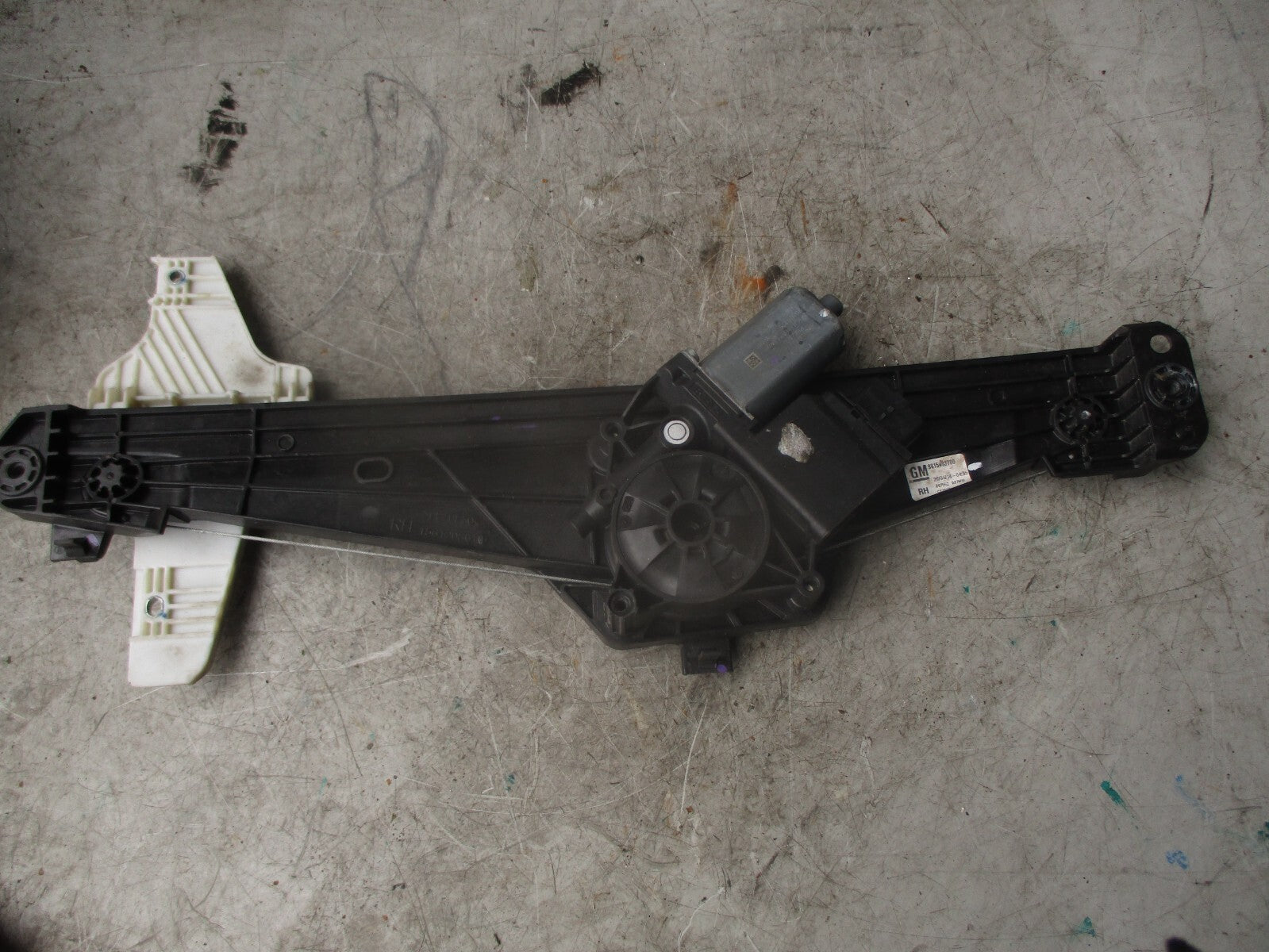 2018 VAUXHALL GRANDLAND X OS DRIVER SIDE REAR WINDOW MOTOR REGULATOR 9815404280