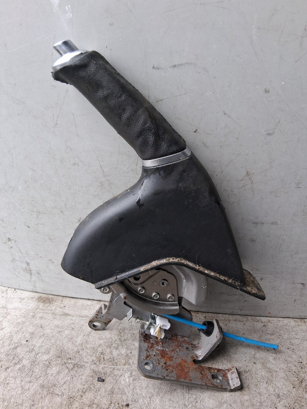FORD FIESTA MK7 2016 MANUAL HANDBRAKE PARKING BRAKE LEVER MECHANISM