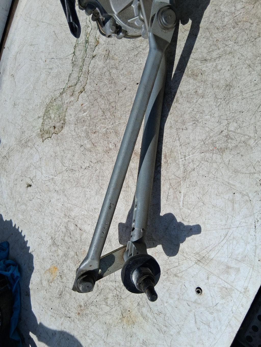 2021 MERCEDES SPRINTER W907 FRONT WIPER MOTOR & LINKAGE W000087789