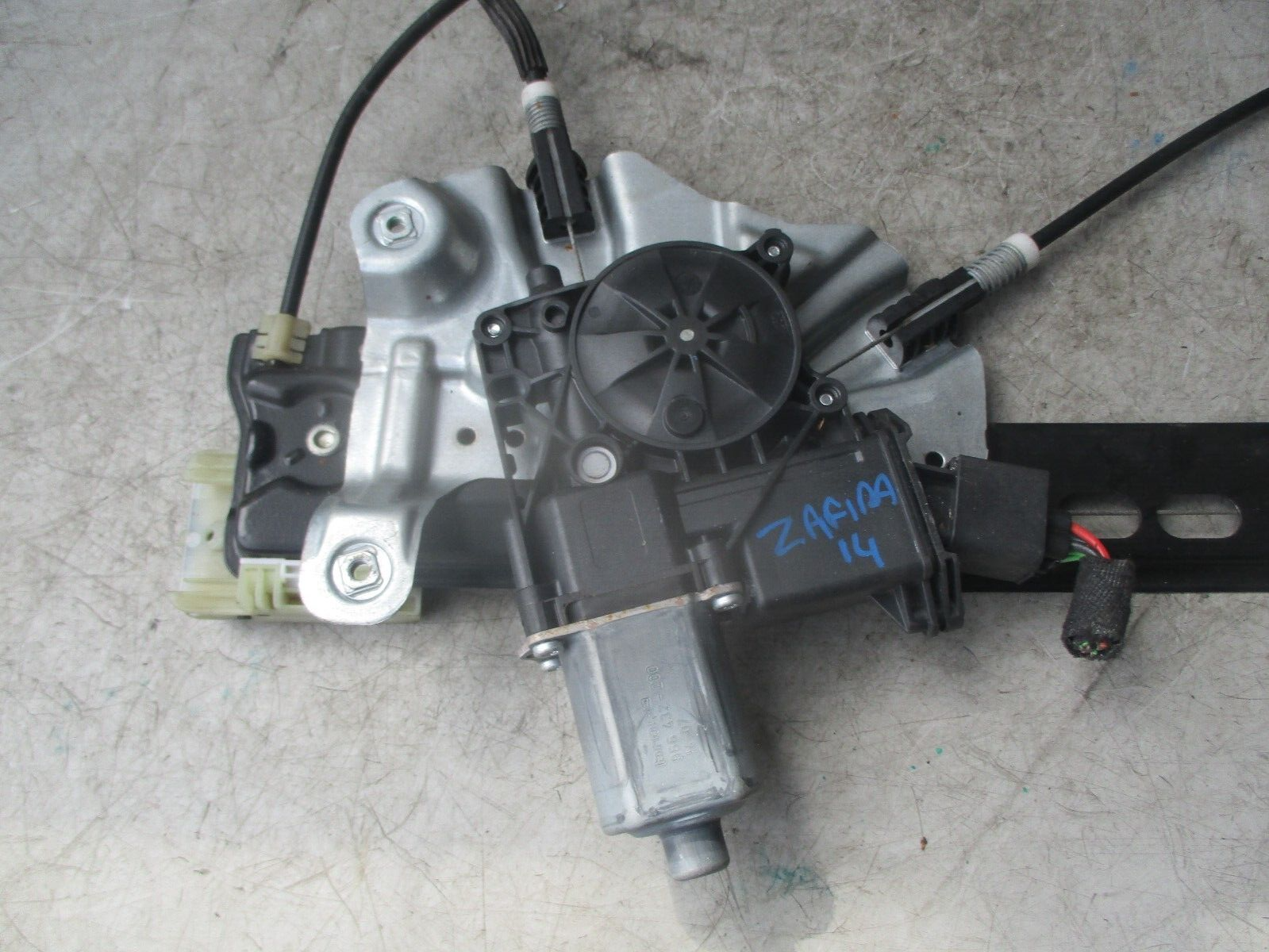 2014 VAUXHALL ZAFIRA C MK3 OSF DRIVER FRONT WINDOW MOTOR REGULATOR 915368104