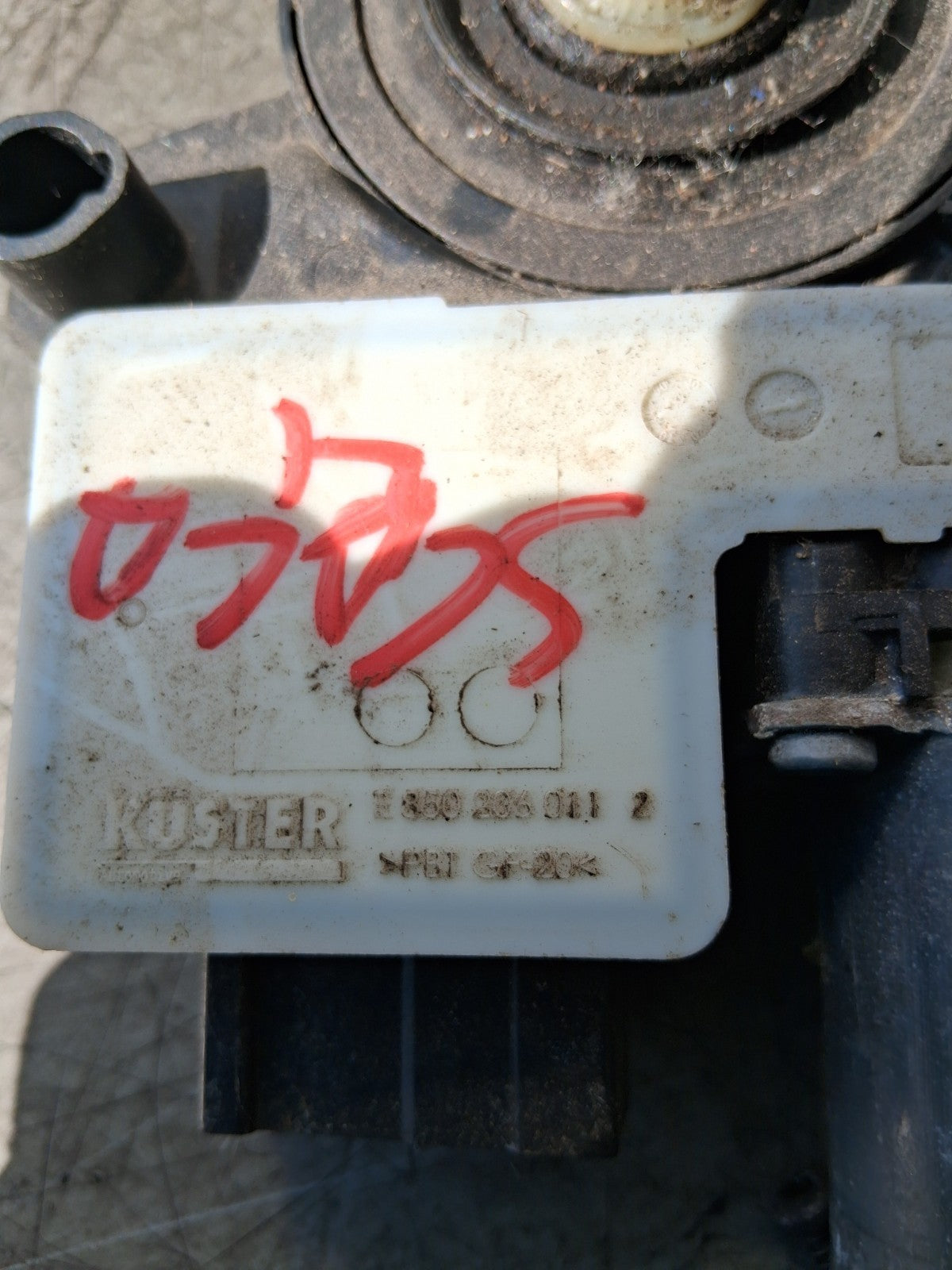 2021 SKODA SCALA WINDSCREEN WIPER MOTOR E850206011
