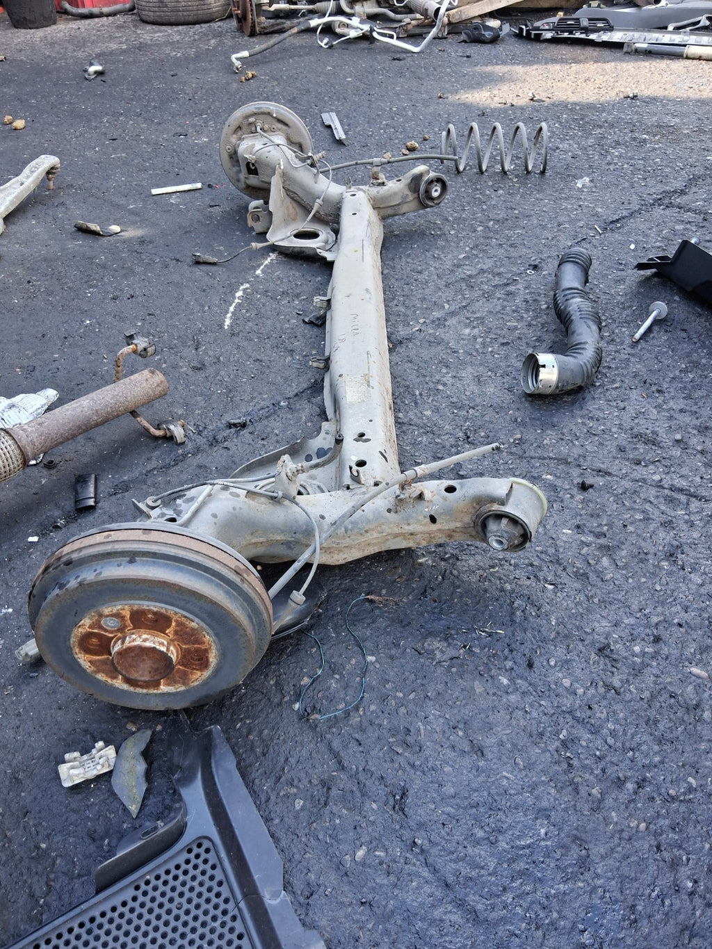 2018 NISSAN MICRA K14 COMPLETE  REAR AXLE DISC TYPE ASSEMBLY