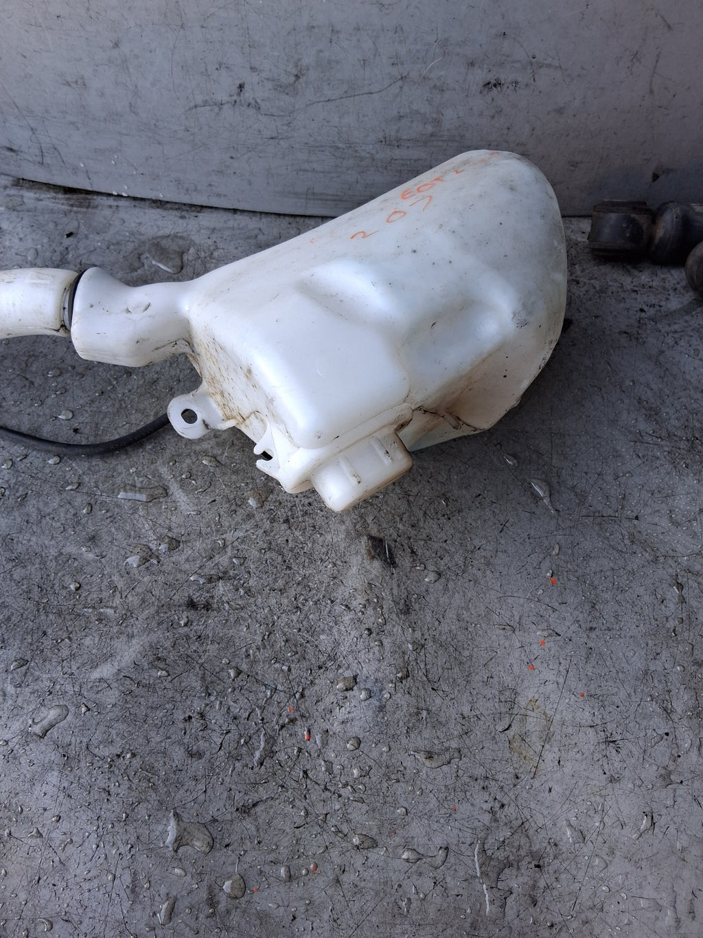 PEUGEOT 207 2009 FRONT WINDSCREEN WASHER BOTTLE TANK 9648337580