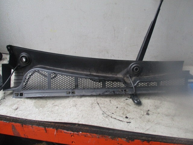 2021 CITROEN BERLINGO WINDSCREEN SCUTTLE PANEL TRIM COVER 9816567780