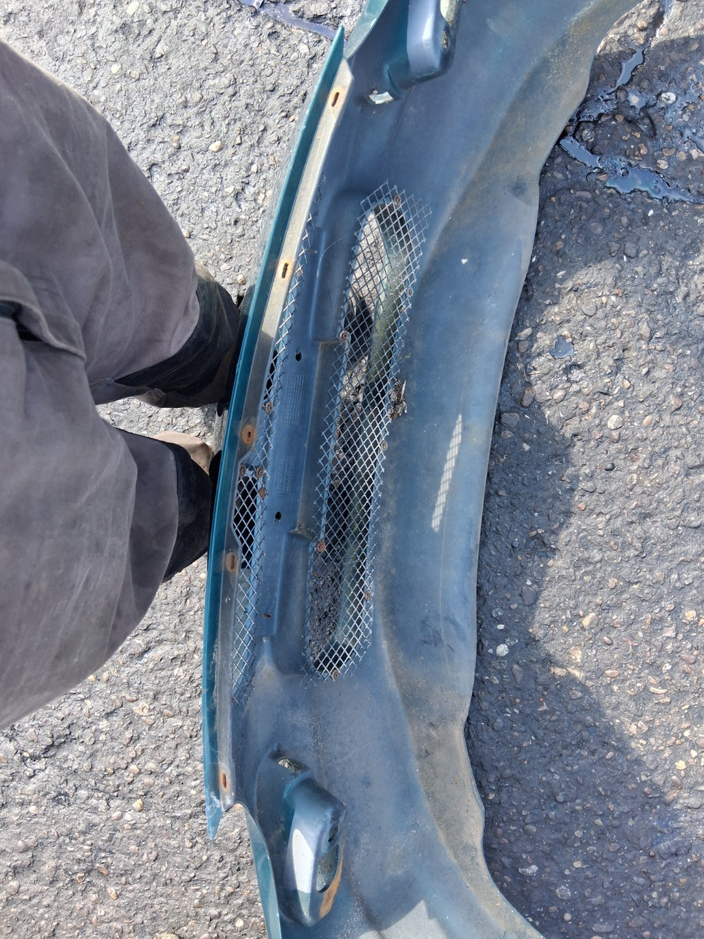 MG MGF 1996 MK1 COMPLETE FRONT BUMPER WITH GREEN BADGE GREEN