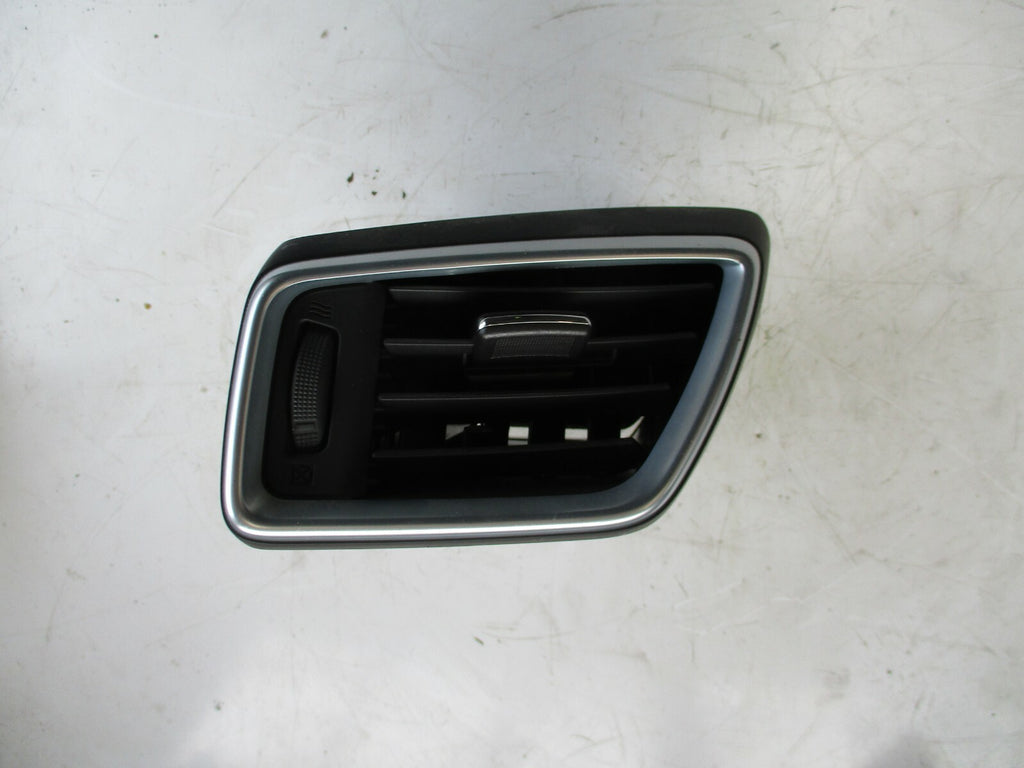 NISSAN QASHQAI J11 MK2 NSF PASSENGER SIDE FRONT AIR VENT 687614EA0A