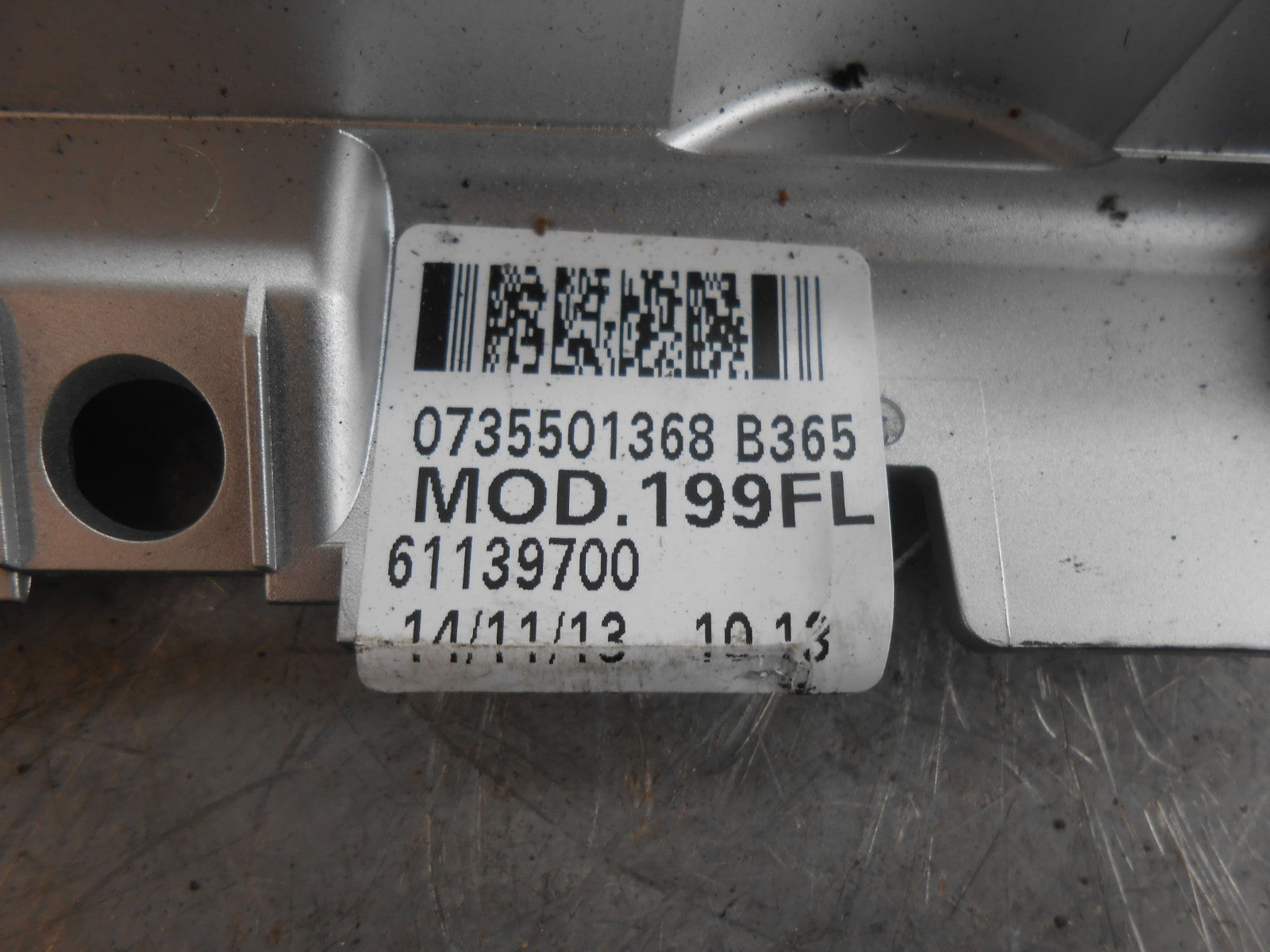 FIAT PUNTO EVO 2009 - 2012 STEREO SURROUND & HAZARD LIGHT SWITCH 735506939