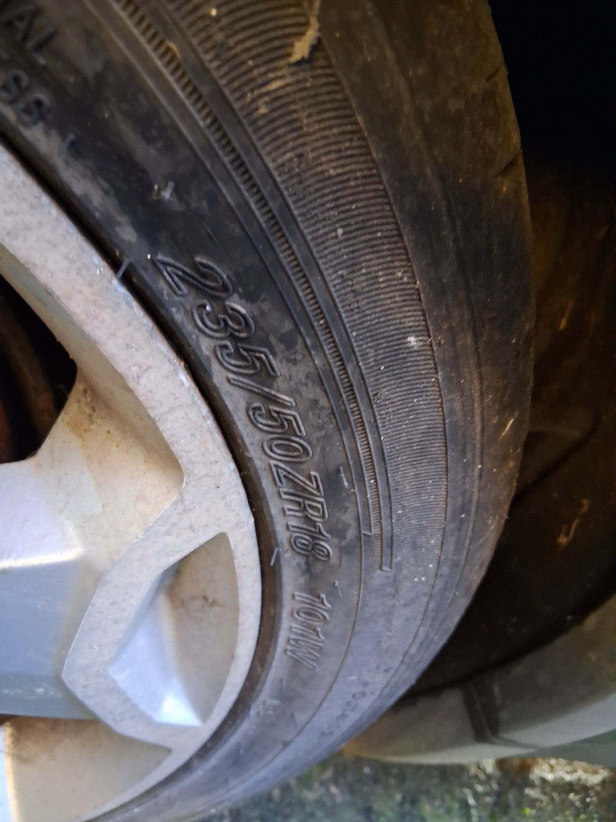 2009 FORD KUGA MK1 18 INCH ALLOY WHEEL WITH TYRE 235/50R18