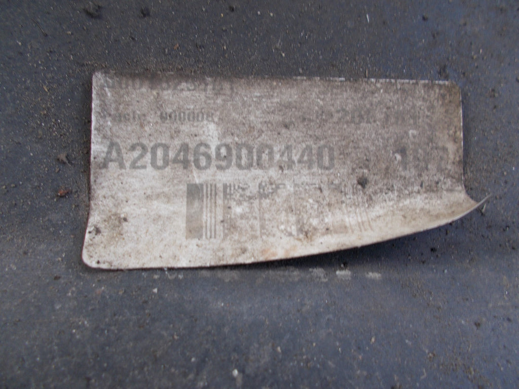 MERCEDES C CLASS W204 SALOON OS DRIVERS SIDE SKIRT BLACK  A2046900440