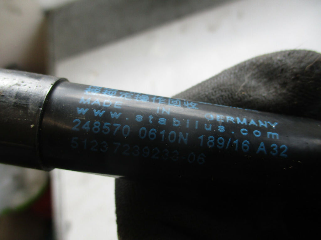 BMW 1 SERIES F20 F21 FRONT BONNET STRUTS BLACK PAIR
