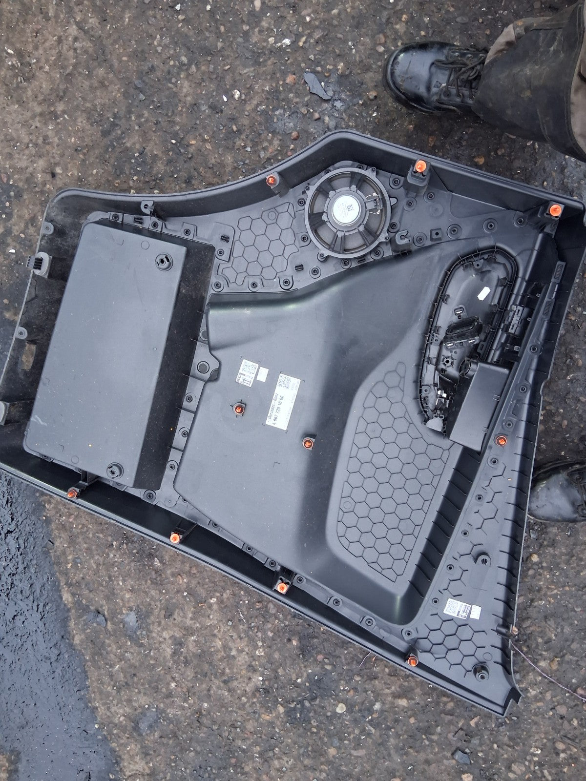 2018 MERCEDES BENZ SPRINTER W907 NSF PASSENGER SIDE DOOR CARD PANEL A9077201600
