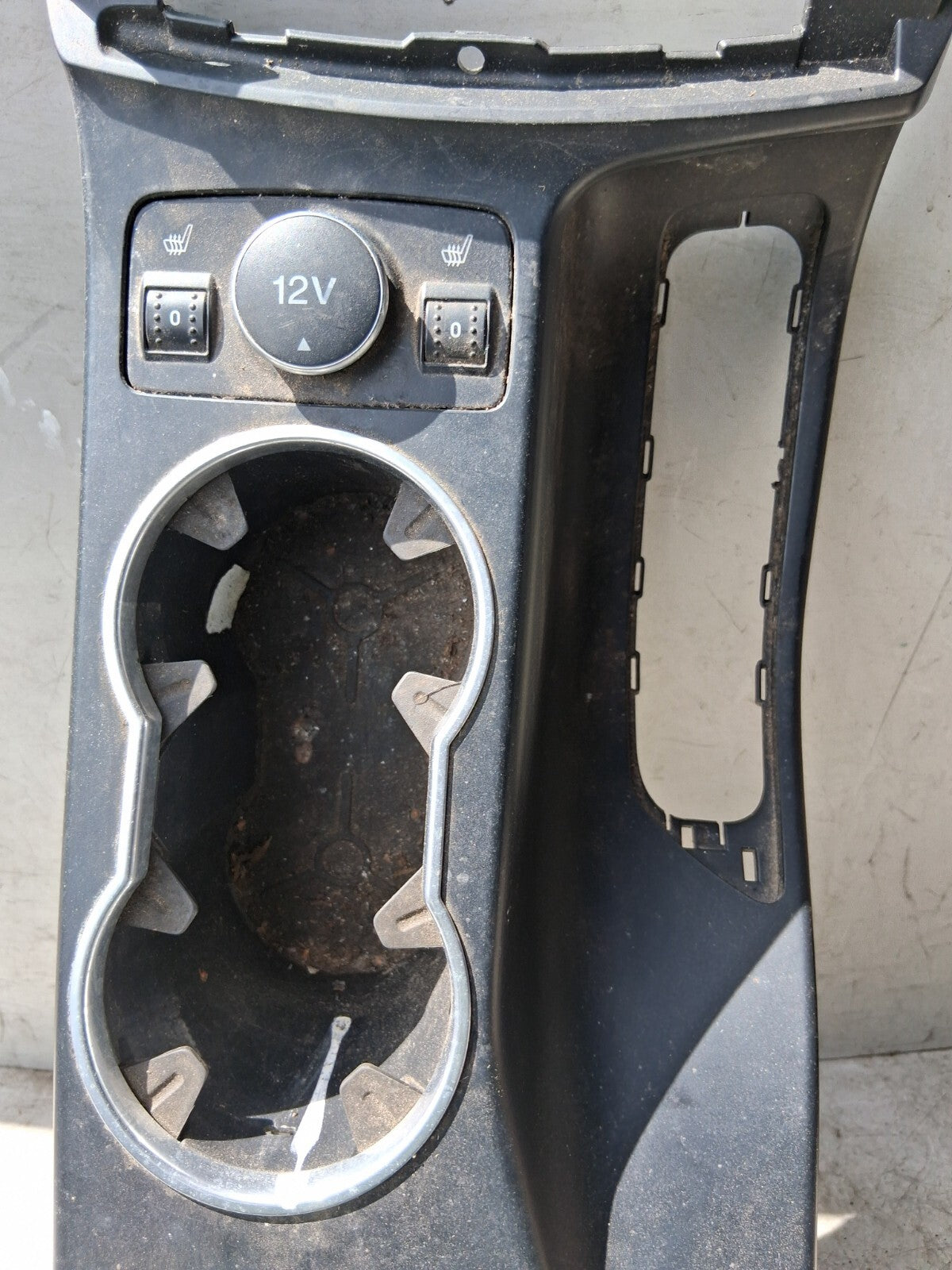 2013 FORD KUGA MK2 CENTRE CONSOLE SURROUND TRIM WITH POWER SOCKET CV44S045M18