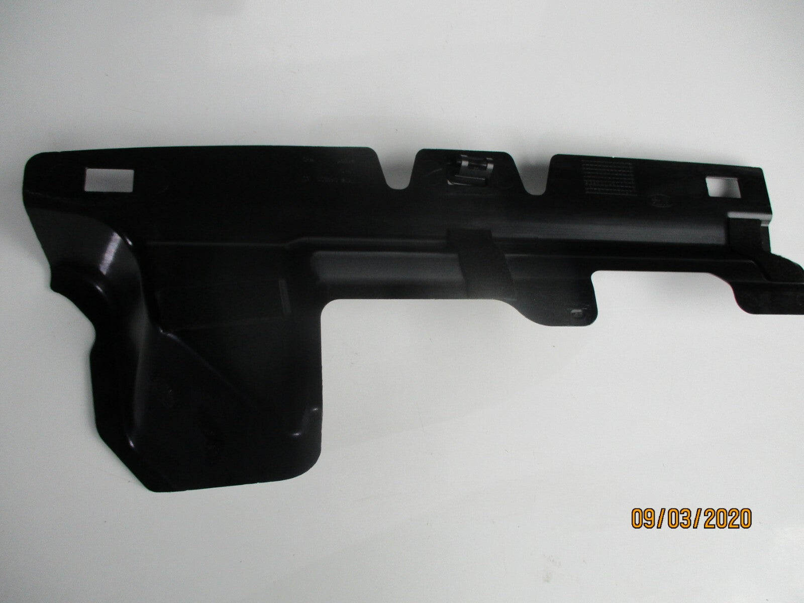 LAND ROVER DISCOVERY 2017 INTERIOR DASHBOARD TRIM PLASTIC PANEL FK72046B00