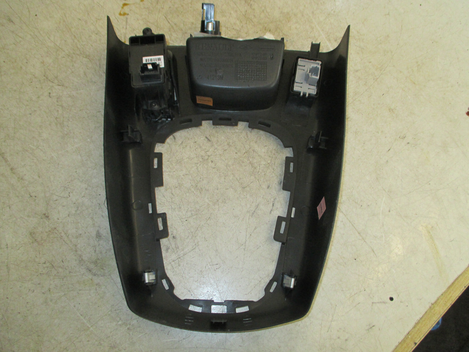 RENAULT GRAND SCENIC MK3 2015 CENTRE CONSOLE GEAR STICK 969330001R
