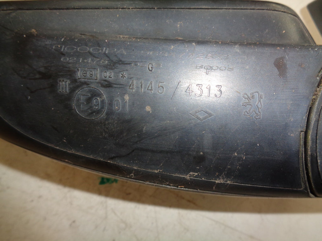 PEUGEOT 307 2006 1.4 PETROL NS PASSENGER SIDE MANUAL WING MIRROR BLACK
