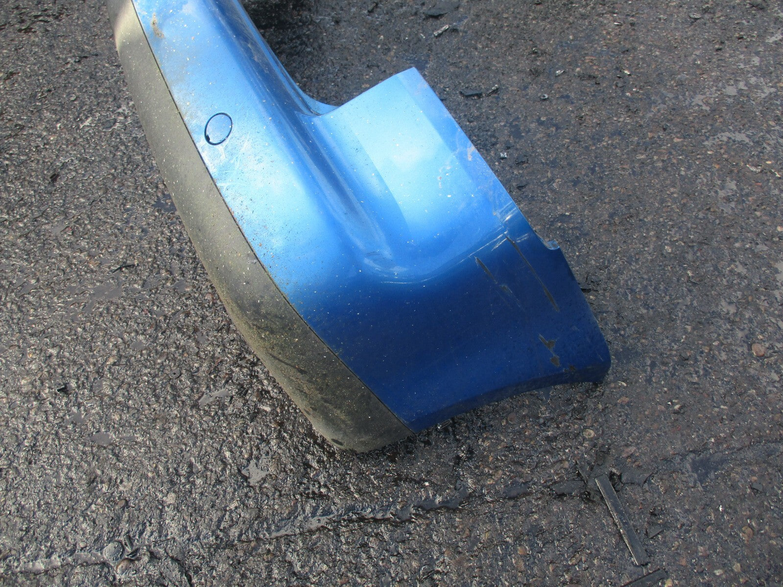 VW VOLKSWAGEN TOURAN 1T REAR BUMPER COMPLETE BLUE 1T0807417