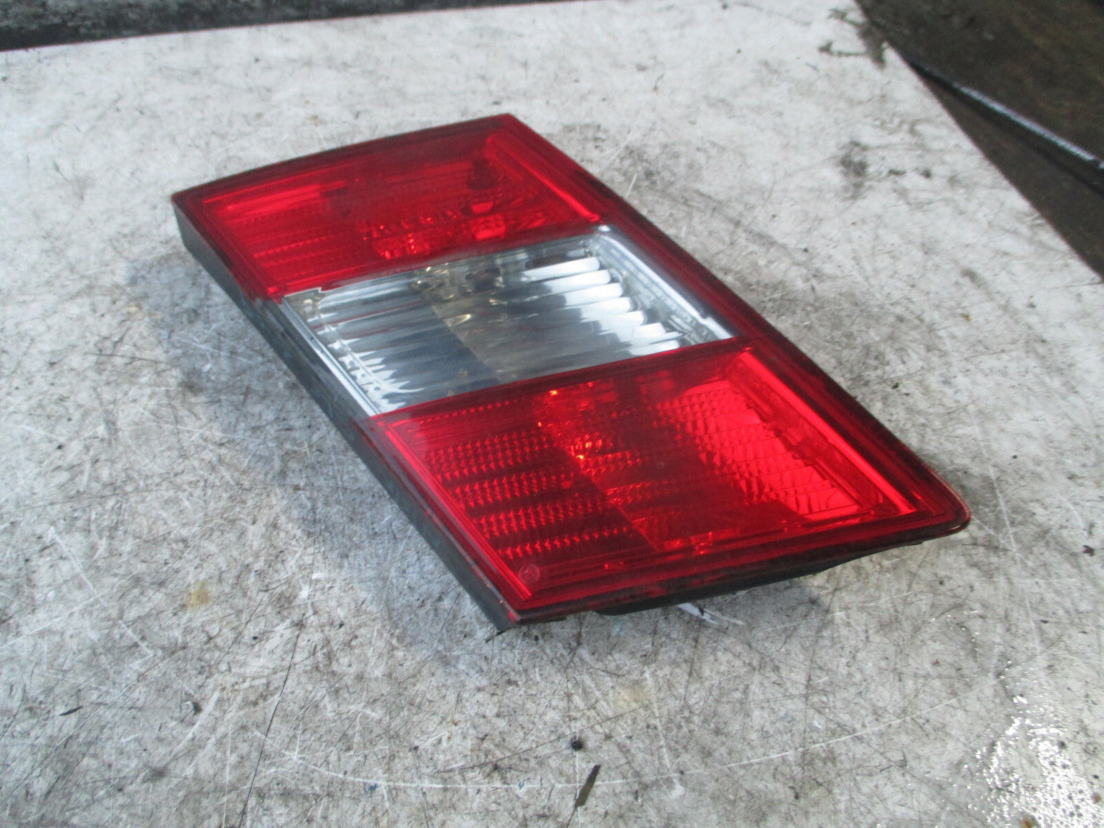 MERCEDES CLC CLASS W203 2010 NSR PASSENGER REAR INNER TAIL LIGHT