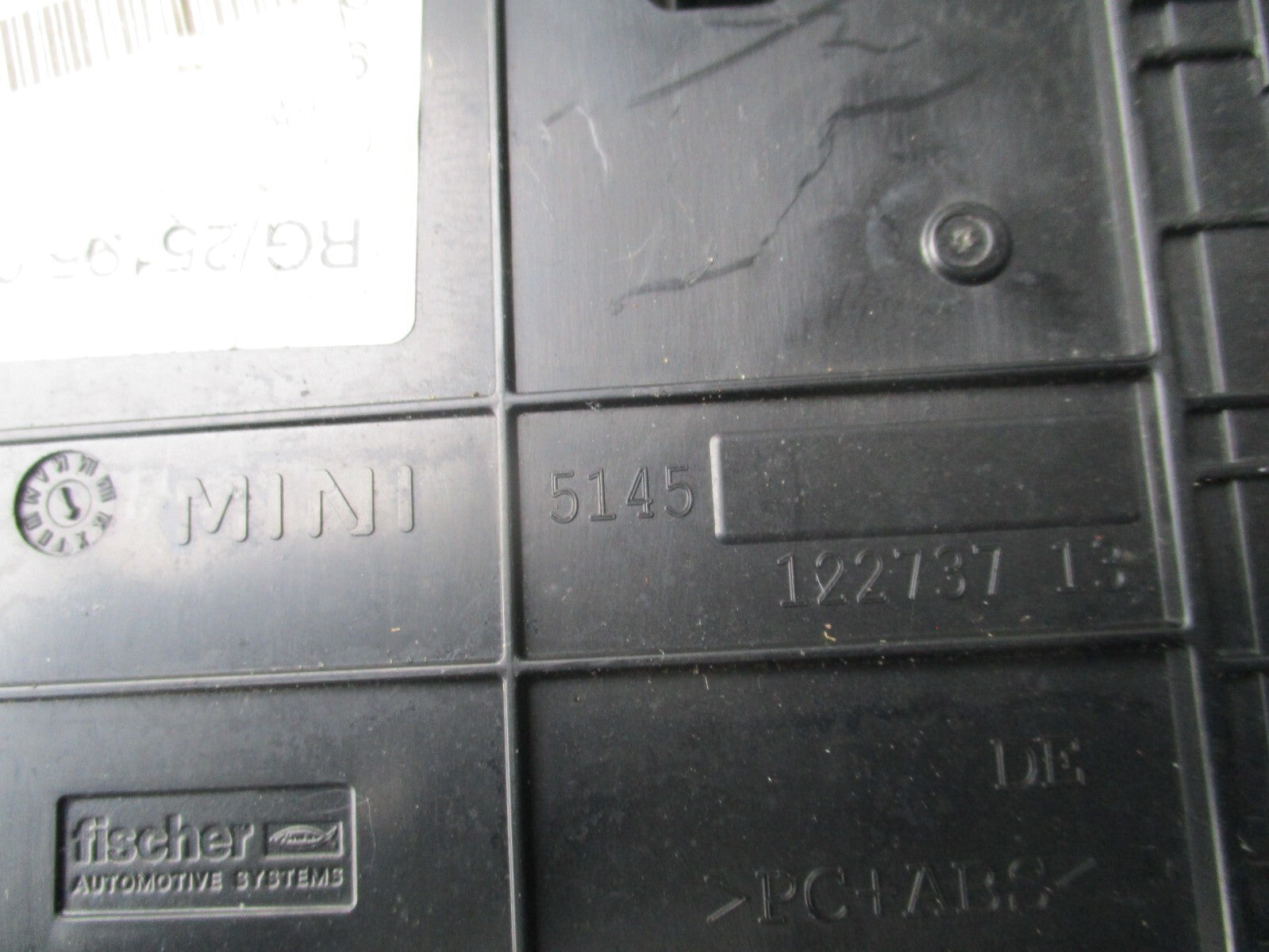 2010 MINI COOPER TRIM COVER 122737
