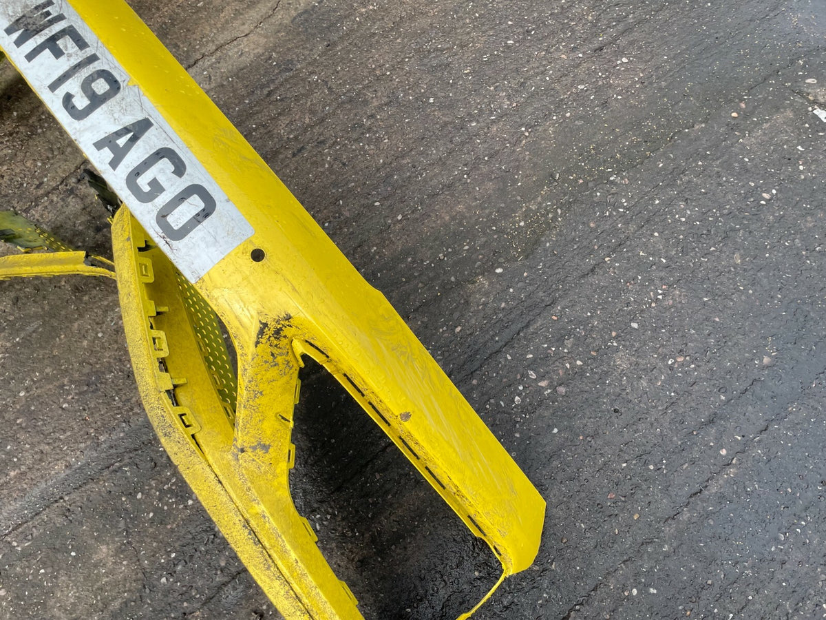 PORSCHE 2019 911 992 CARRERA 4S FRONT BUMPER SPARES OR REPAIRS CORNERS