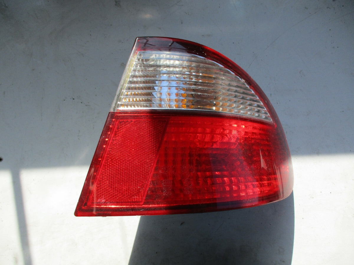 DAEWOO LANOS SALOON OSR DRIVER SIDE REAR LIGHT REAR RIGHT