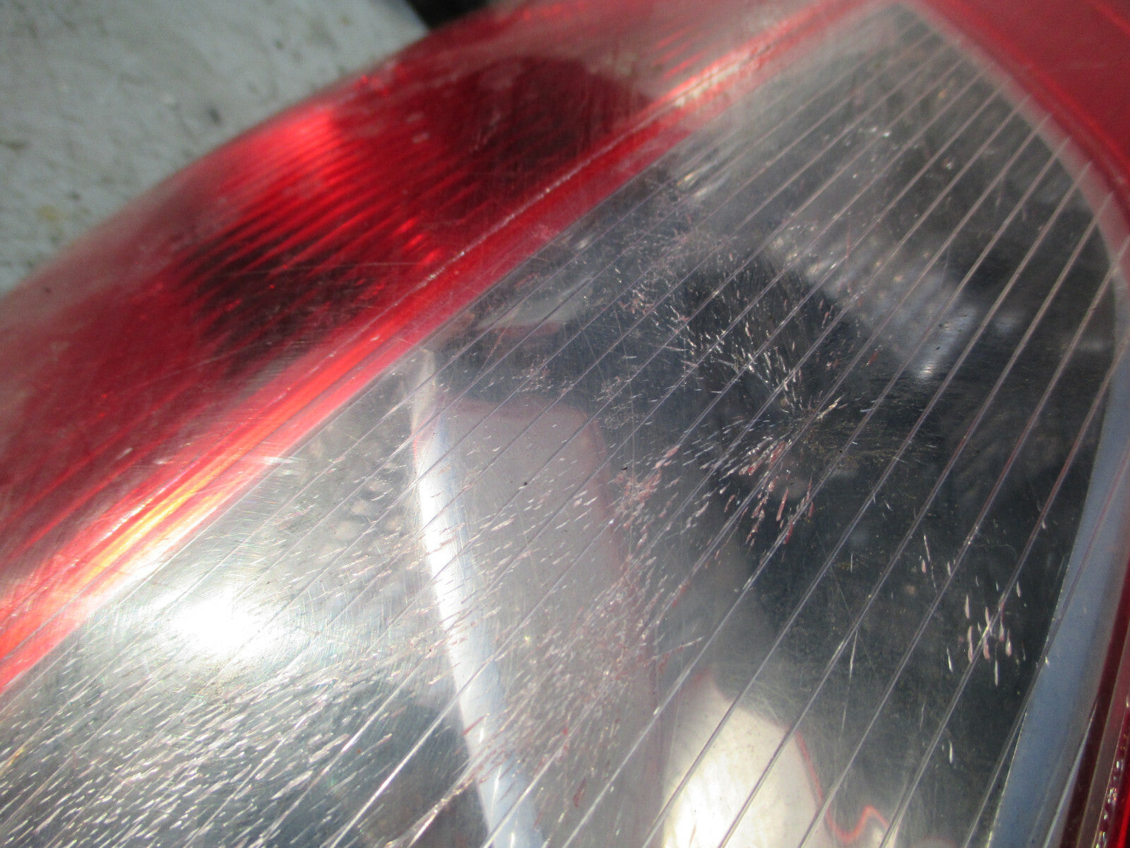 RENAULT MEGANE MK2 2005 NSR PASSENGER REAR TAIL LIGHT 8200073236