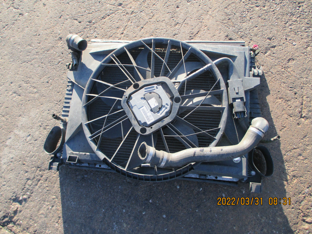 MERCEDES SL R230 2011 500 SL 5.0 RADIATOR RAD PACK 0204172002 3137229000 RP 22